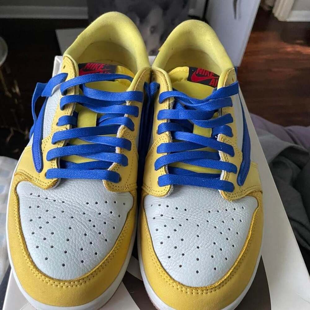 Travis Scott x Nike Air Jordan 1 Low OG Canary Size 9.5
